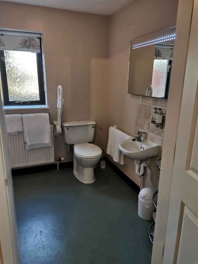 Village Limits Bed And Breakfast Rooms ウッドホール・スパ エクステリア 写真
