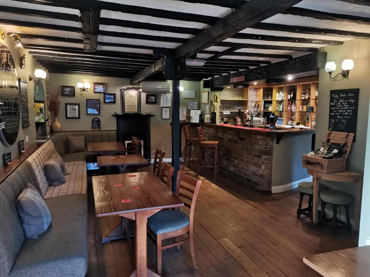 Village Limits Bed And Breakfast Rooms ウッドホール・スパ エクステリア 写真