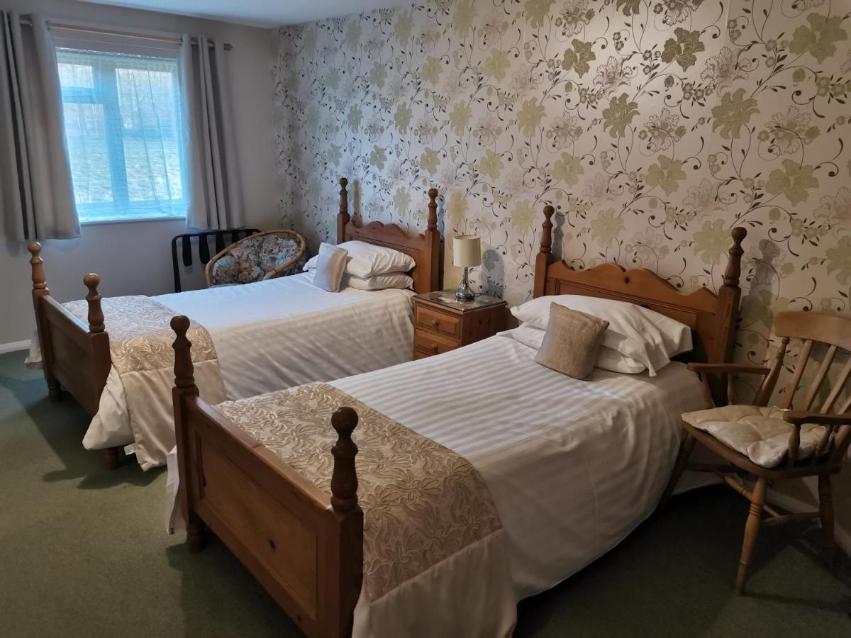 Village Limits Bed And Breakfast Rooms ウッドホール・スパ エクステリア 写真